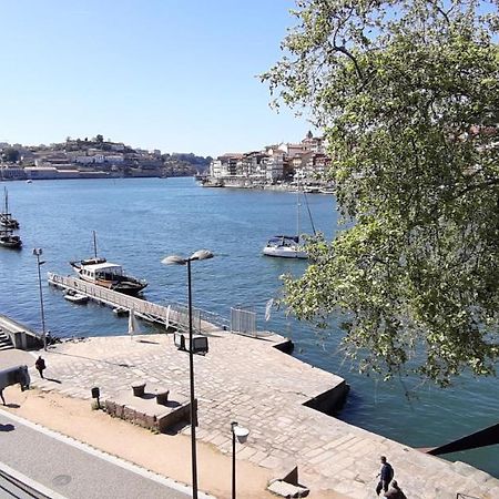 Amazing River Views - 3 Suites Appartment, Free Parking Vila Nova de Gaia Bagian luar foto