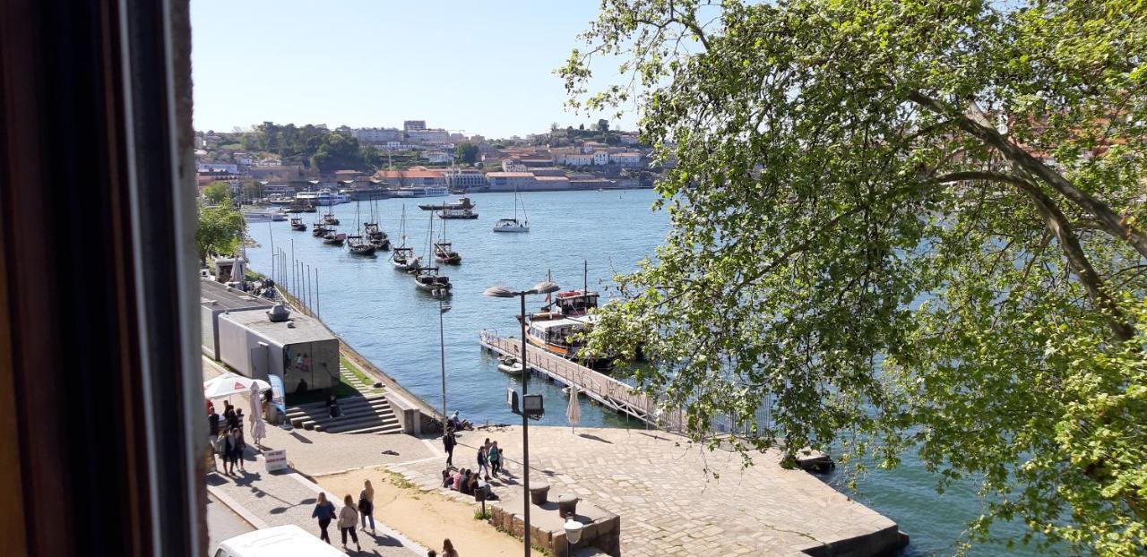 Amazing River Views - 3 Suites Appartment, Free Parking Vila Nova de Gaia Bagian luar foto